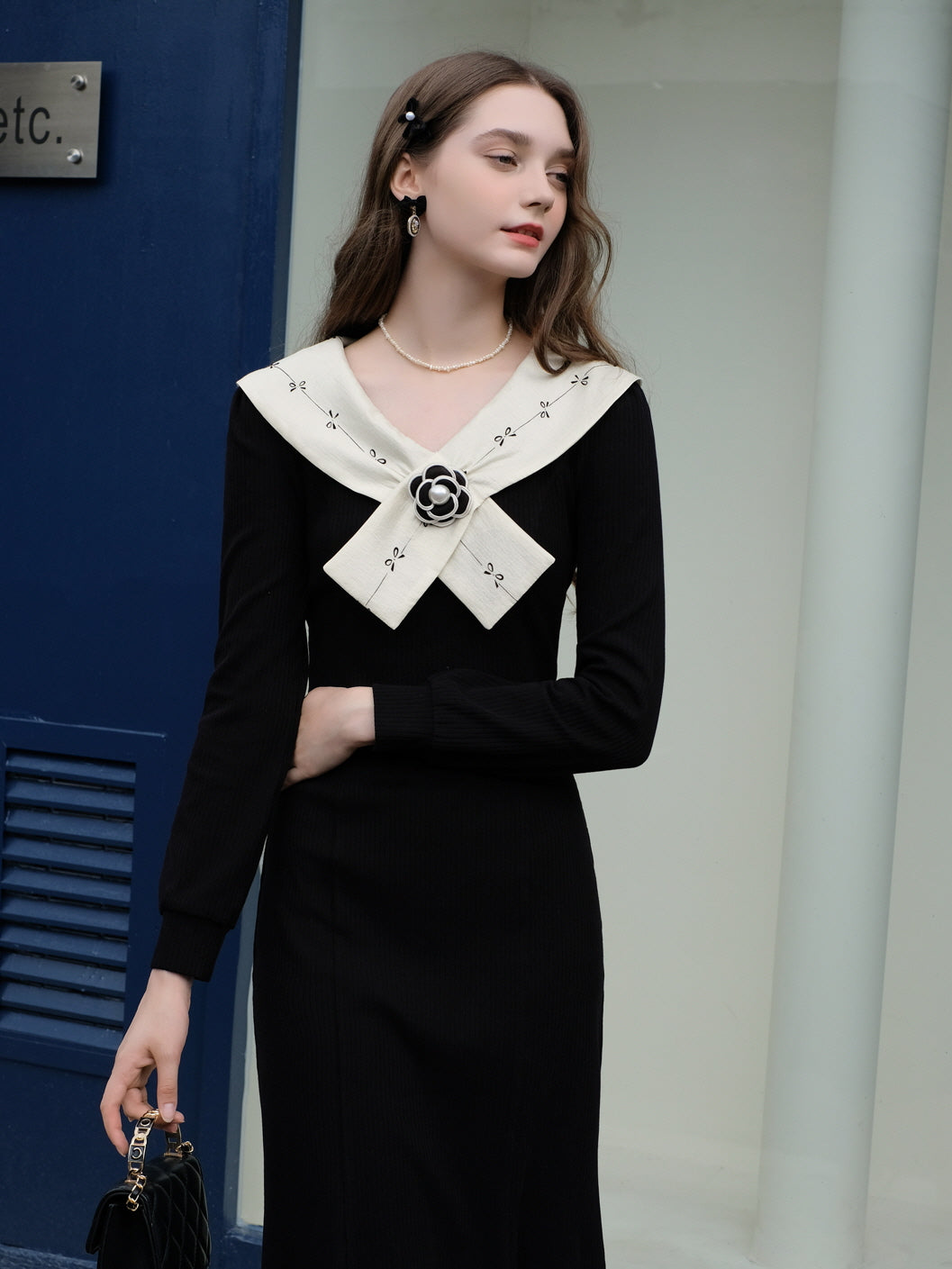 Elegant Bow Collar Black Vintage Dress