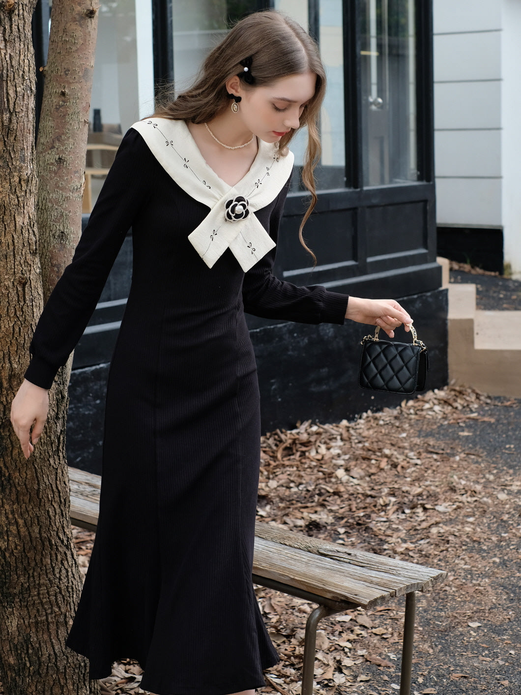 Elegant Bow Collar Black Vintage Dress