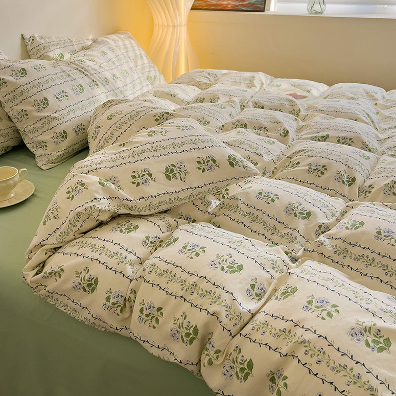 Cottage Style Green Floral Bedding Set