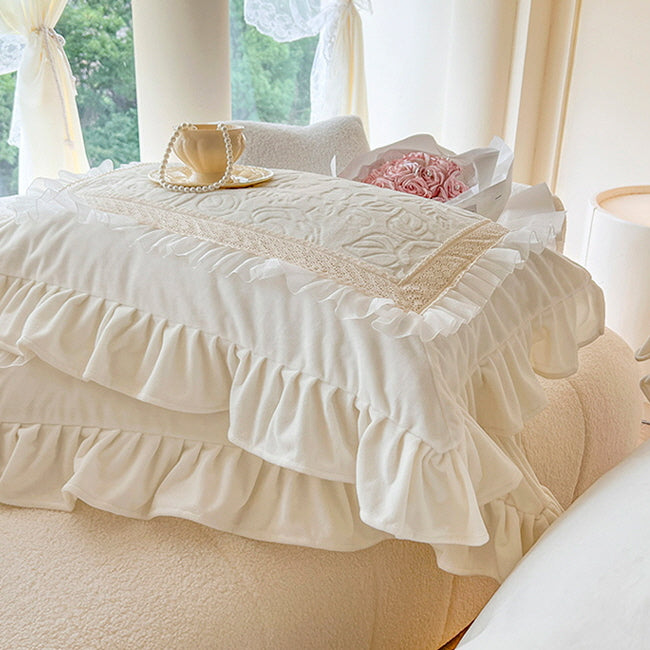 Velvet Rose Ruffle Bedding Set