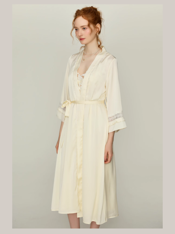 Ivory Moon Petal Lace Nightgown Set