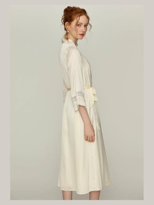 Ivory Moon Petal Lace Nightgown Set