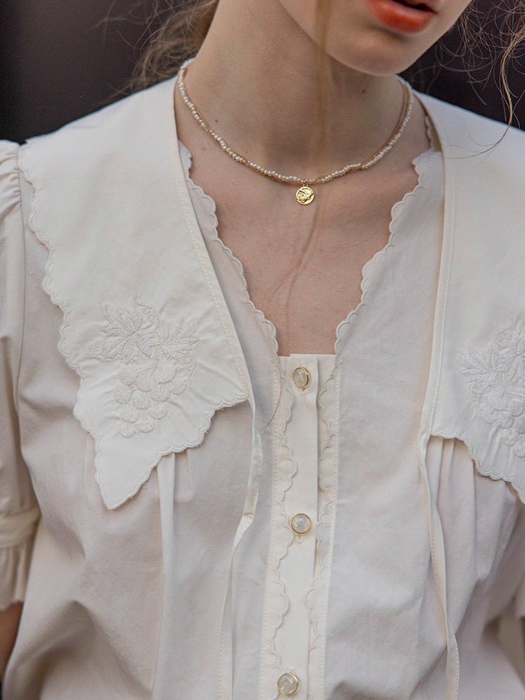 Emma's Romantic White Collar Blouse