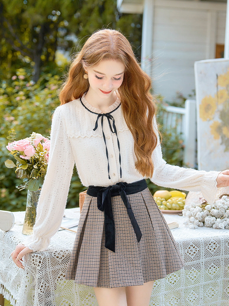 Ribbon Tie Lace Ruffle Blouse