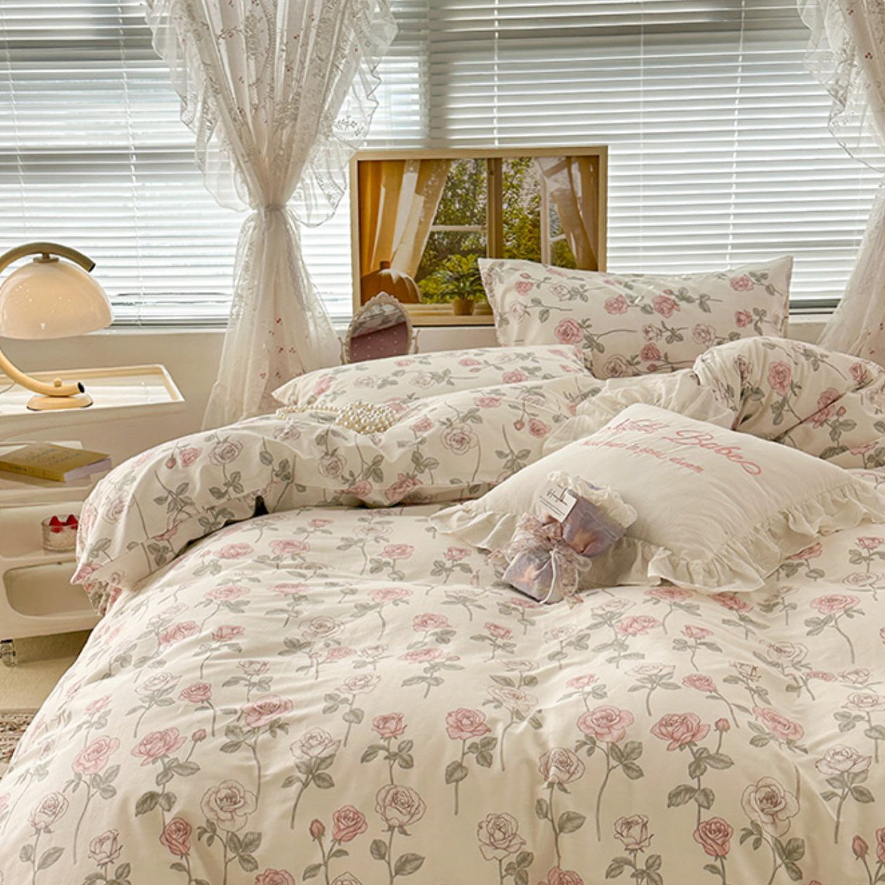 Retro Style Pink Rose Bedding Set