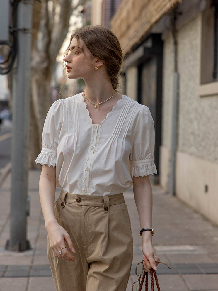 Emma's Romantic White Collar Blouse