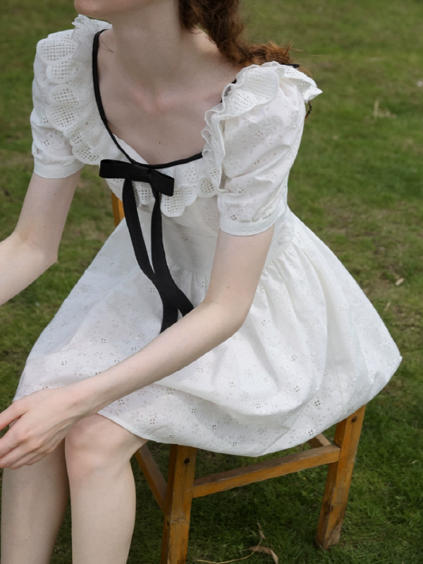 Blossom Girl in the Sunny Farm Dress