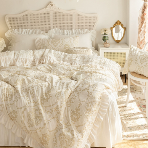 Dreamy Winter Velvet Bedding Set