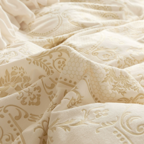 Dreamy Winter Velvet Bedding Set