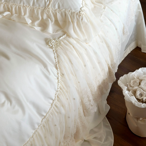 Charming French Blossom Bedding Set