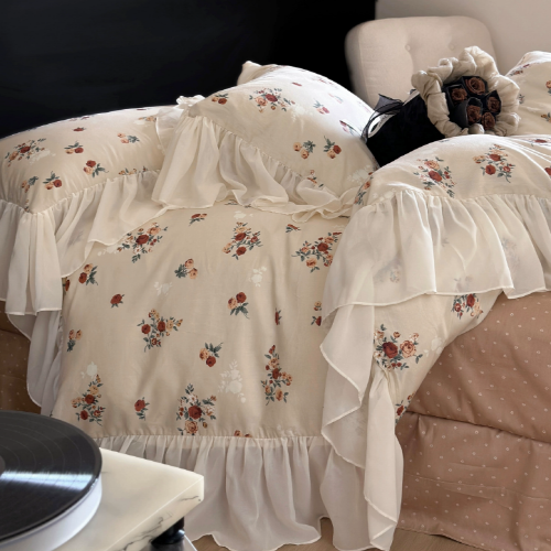 Cottagecore Vintage Rose Bedding Set