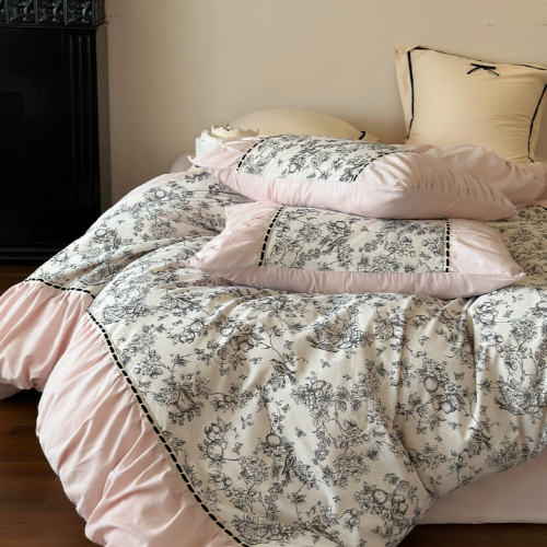 French Vintage Floral Pink Bedding Set