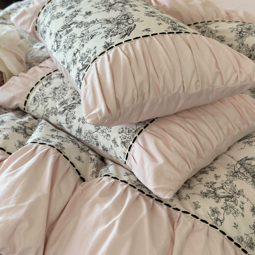 French Vintage Floral Pink Bedding Set