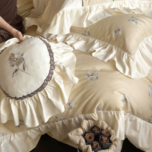 Sunlit Blossom Haven Bedding Set