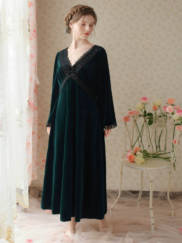 Green Black Velvet under the Starlight Nightgown