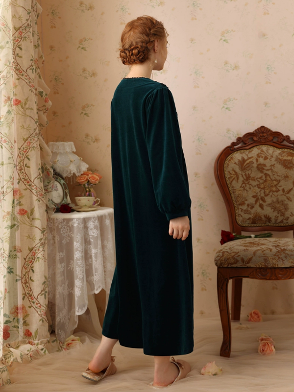 Velvet Moonlight Palace Dark Green Nightgown