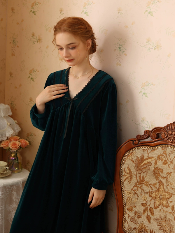 Velvet Moonlight Palace Dark Green Nightgown