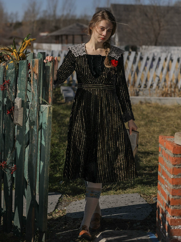 Golden Twilight Lace Dress