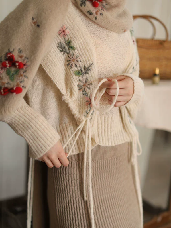 Embroidered Floral V-Neck Sweater