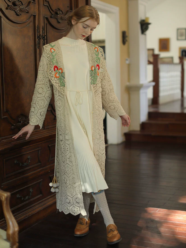 Forest Tale Antique Embroidered Collar Cardigan