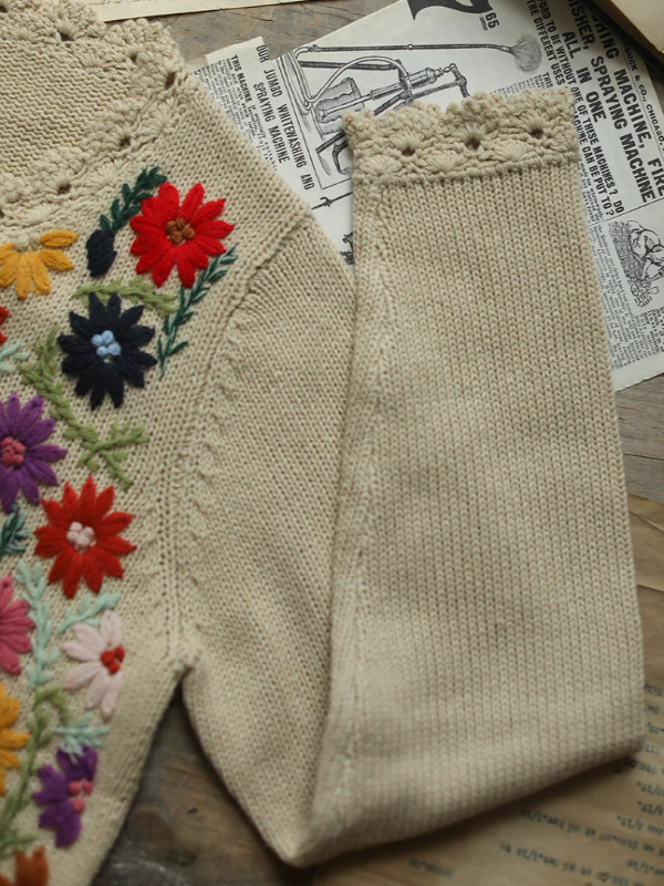 Retro Blossom Embroidery Cardigan