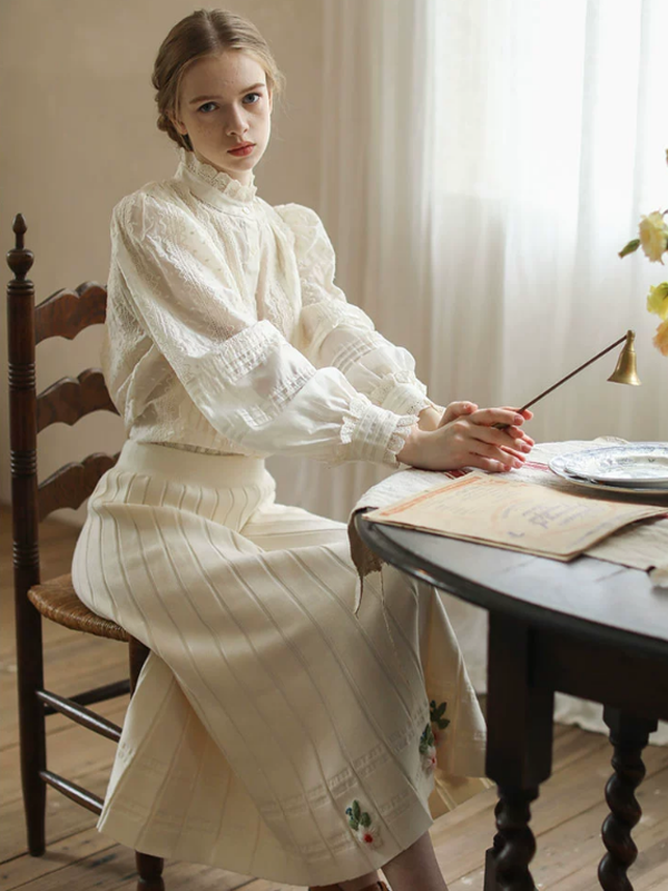 Ivory Blossom Pleated Skirt