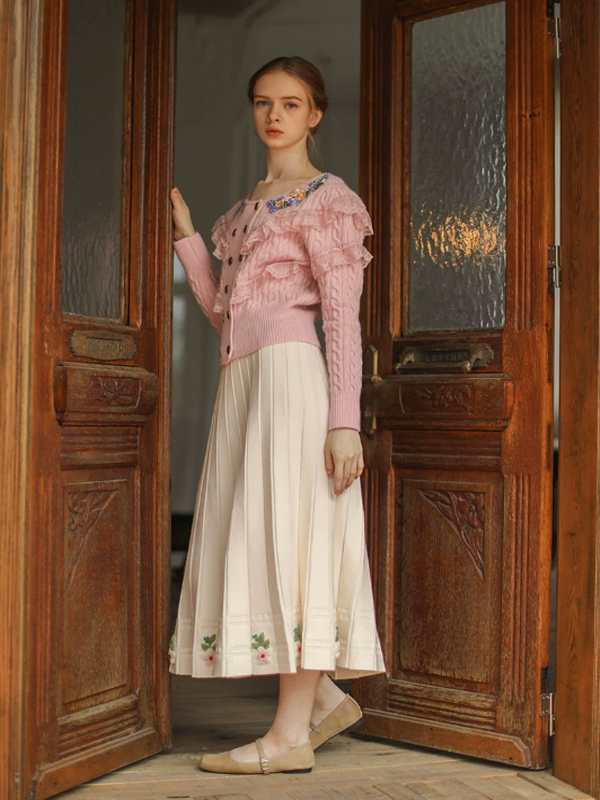 Ivory Blossom Pleated Skirt