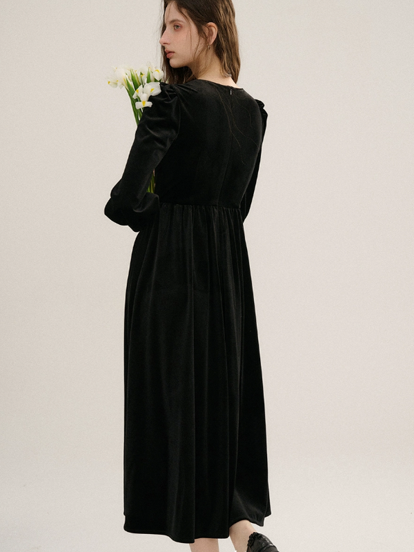 Black Velvet Puff Elegance Dress