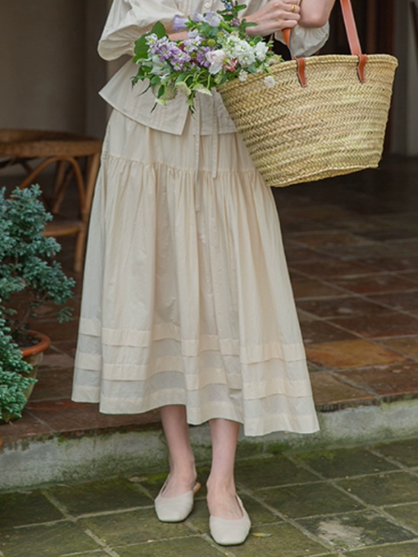 The Ivory Elegance Skirt