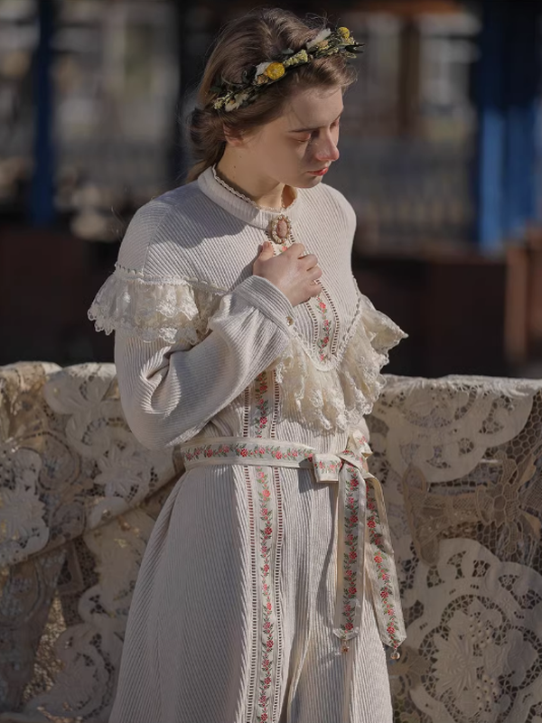 Victorian Elegance Beige Knit Dress