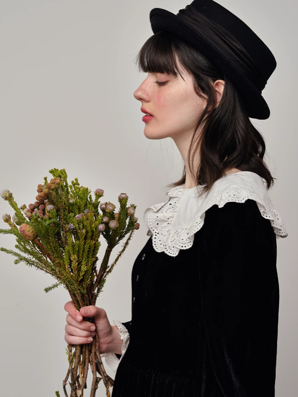 Vintage Elegance Velvet Black Dress