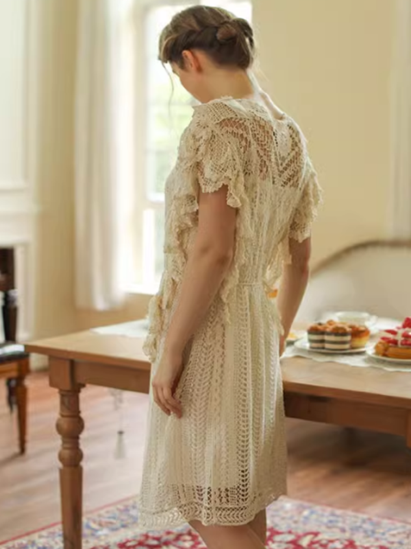 Victorian Grace Ivory Midi Dress