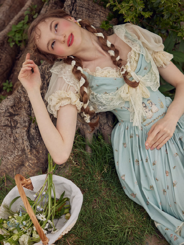 Alice's Garden Lace Dress