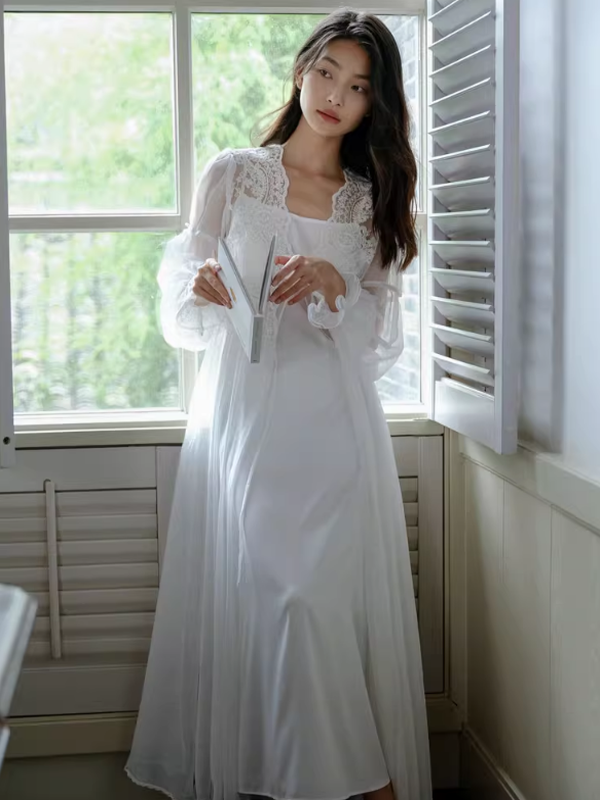 Juliet's Lace Dream Nightgown Set