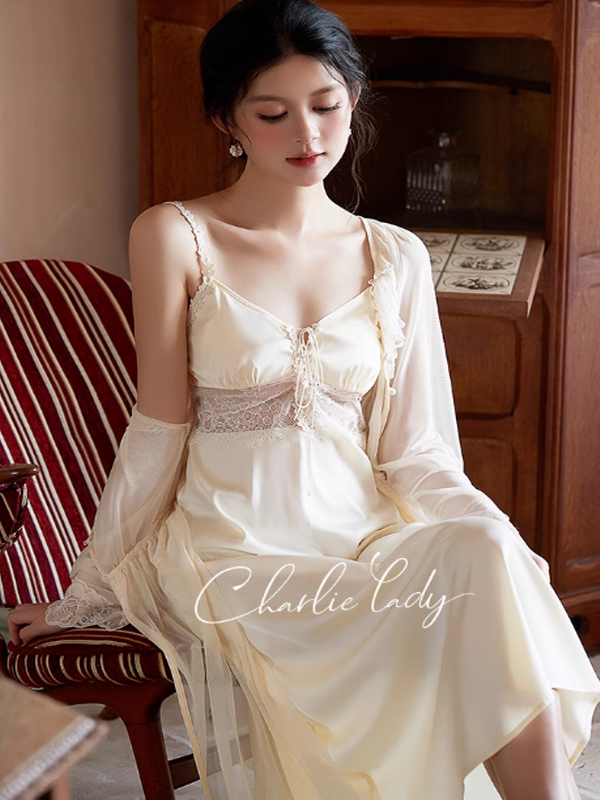 Pure Elegance Yellow Nightgown Set