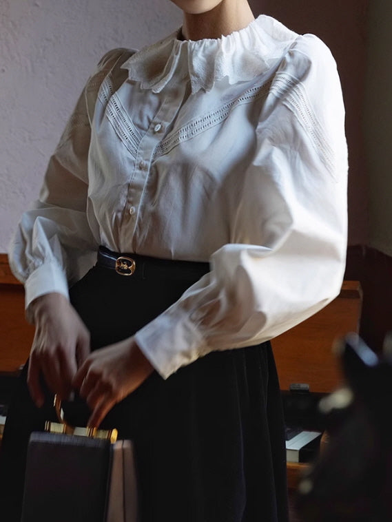 Victorian-Inspired Cotton Blouse with Lace Collar