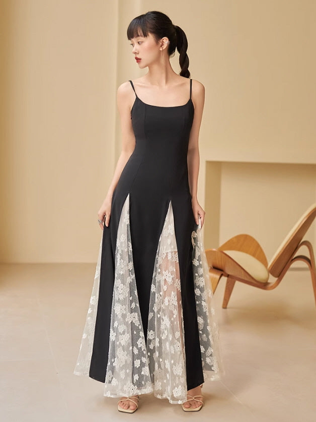 Black & Lace Contrast Panel Maxi Dress