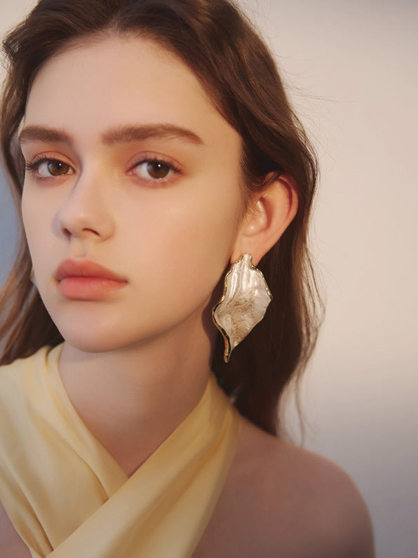 Romantic Vintage Seashell Statement Earrings