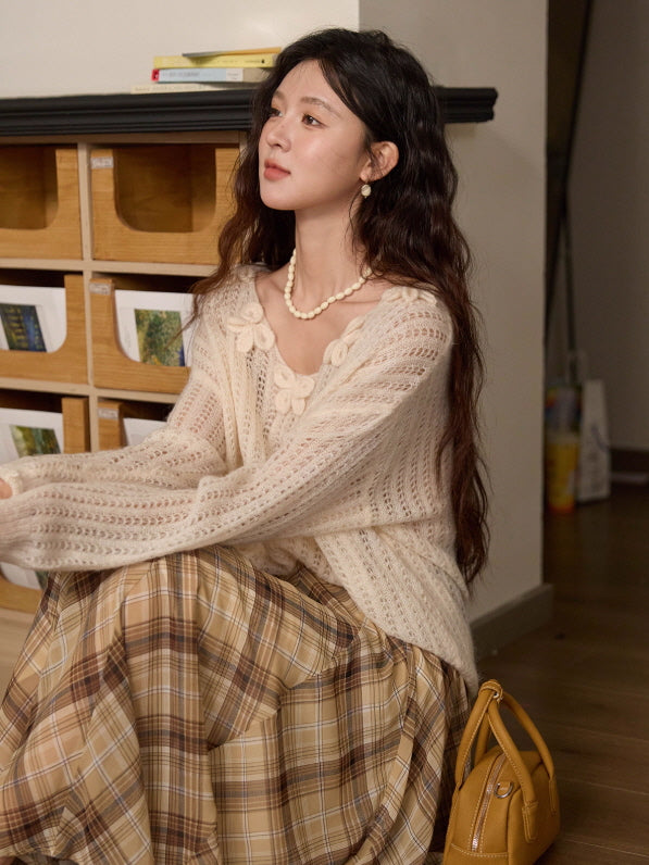 Romantic Flower Detail Knit Blouse