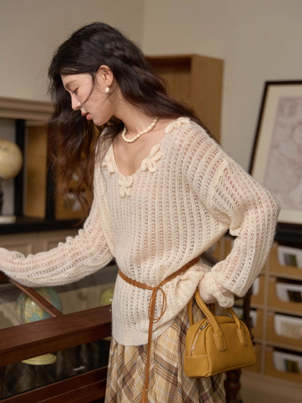 Romantic Flower Detail Knit Blouse