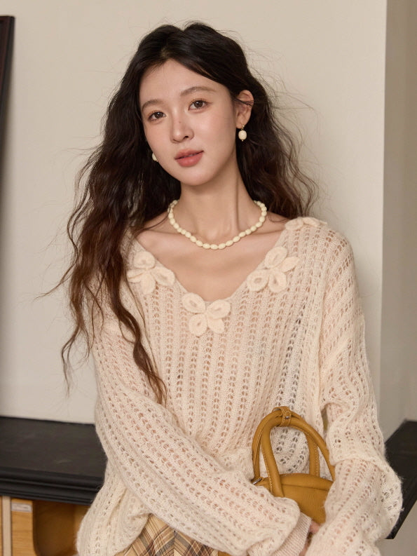 Romantic Flower Detail Knit Blouse