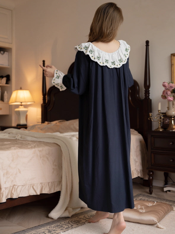 Emerald Ribbon Embroidery Nightgown
