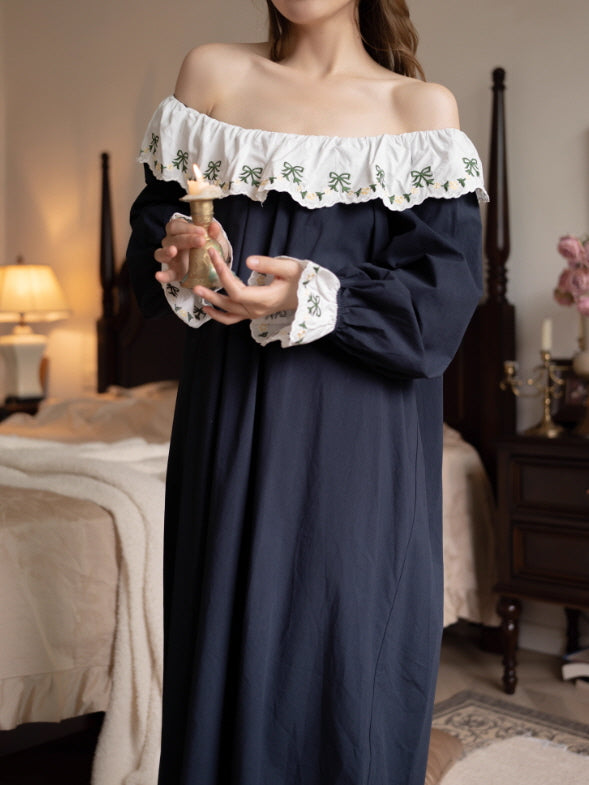 Emerald Ribbon Embroidery Nightgown