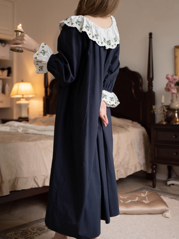 Emerald Ribbon Embroidery Nightgown
