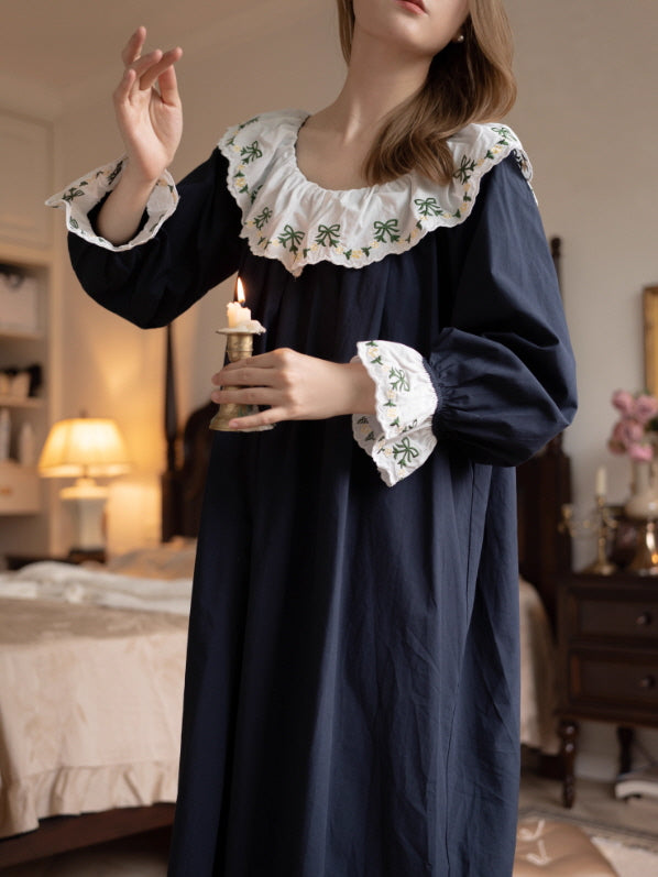 Emerald Ribbon Embroidery Nightgown