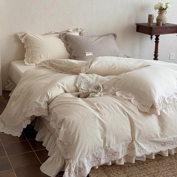 Cream Rose Garden Bedding Set