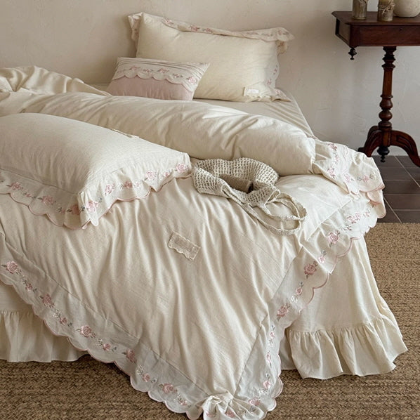 Cream Rose Garden Bedding Set