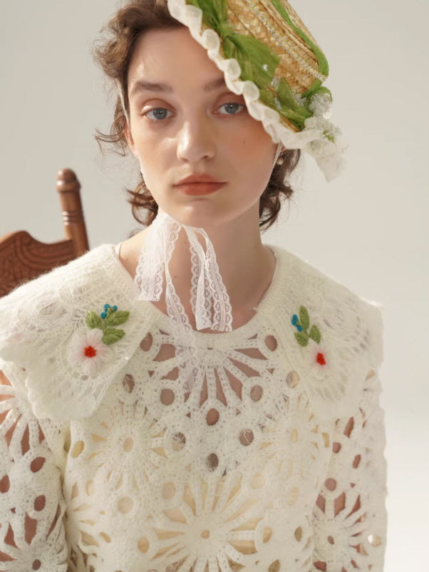 Floral Cutwork Lace Embroidered Collar Blouse