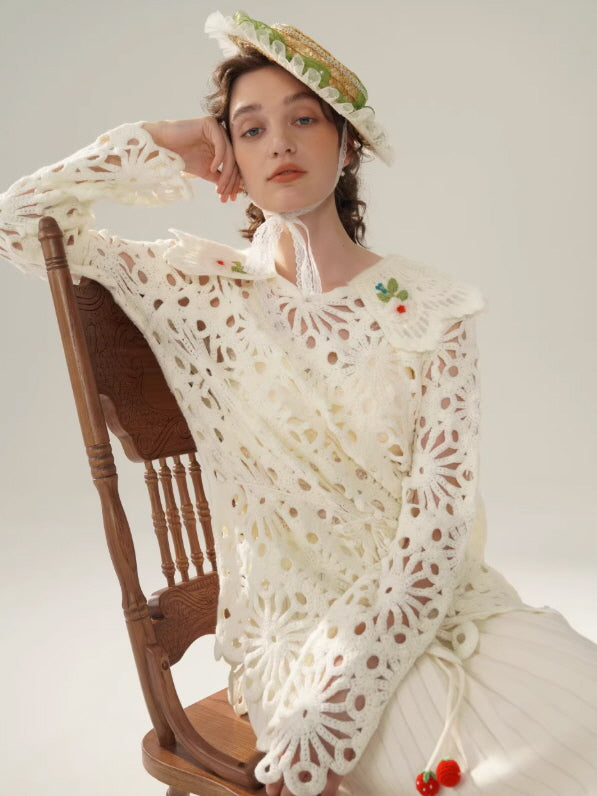 Floral Cutwork Lace Embroidered Collar Blouse