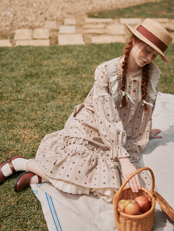 Anne’s Meadow Garden Nightgown